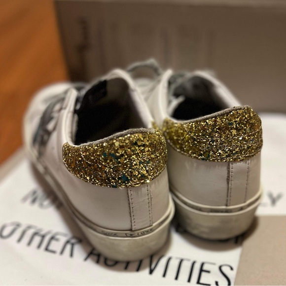 Golden Goose Sneakers Size 37 - Picture 3 of 6
